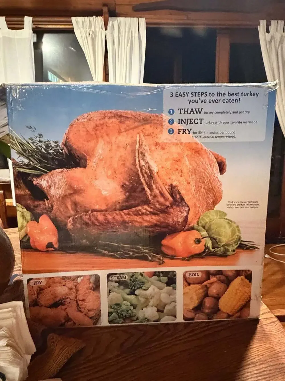 Butterball Indoor Electric Turkey Fryer XL Used once $700 NEW